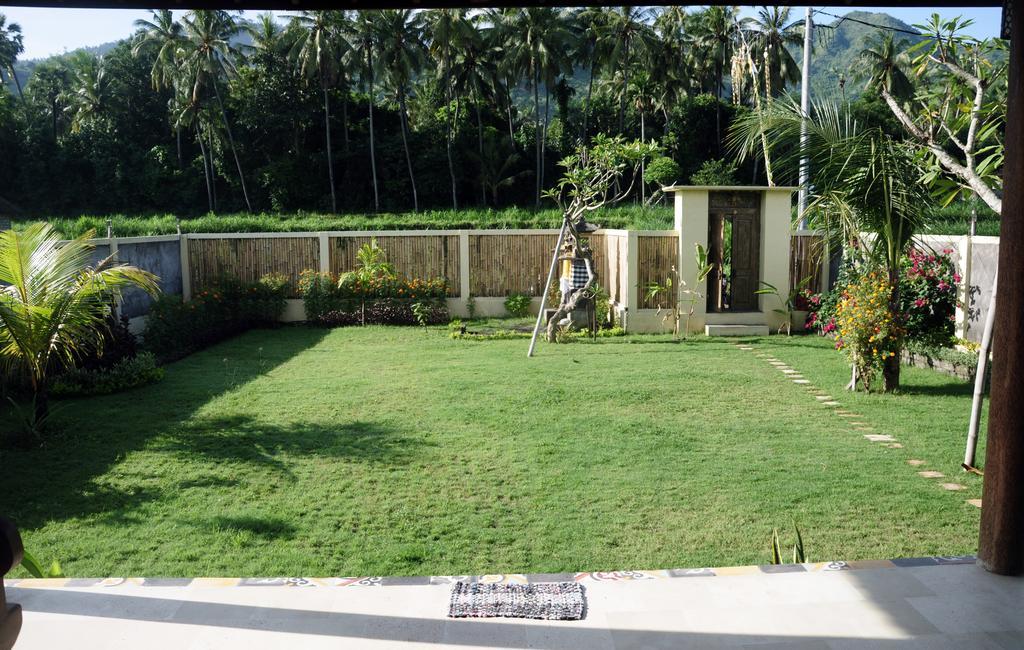 Villa Gayatri Hidden Oasis 아메드 외부 사진