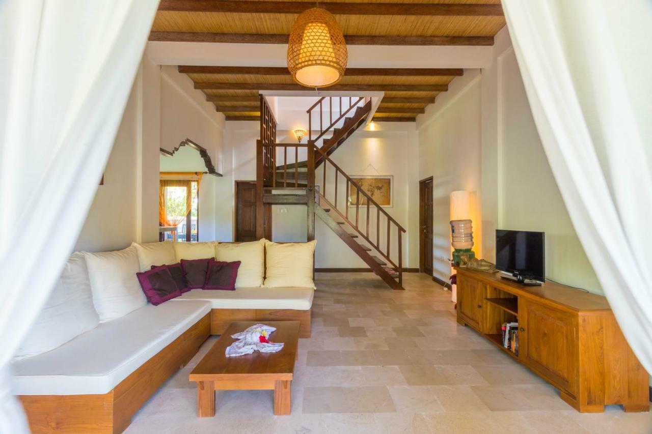 Villa Gayatri Hidden Oasis 아메드 외부 사진