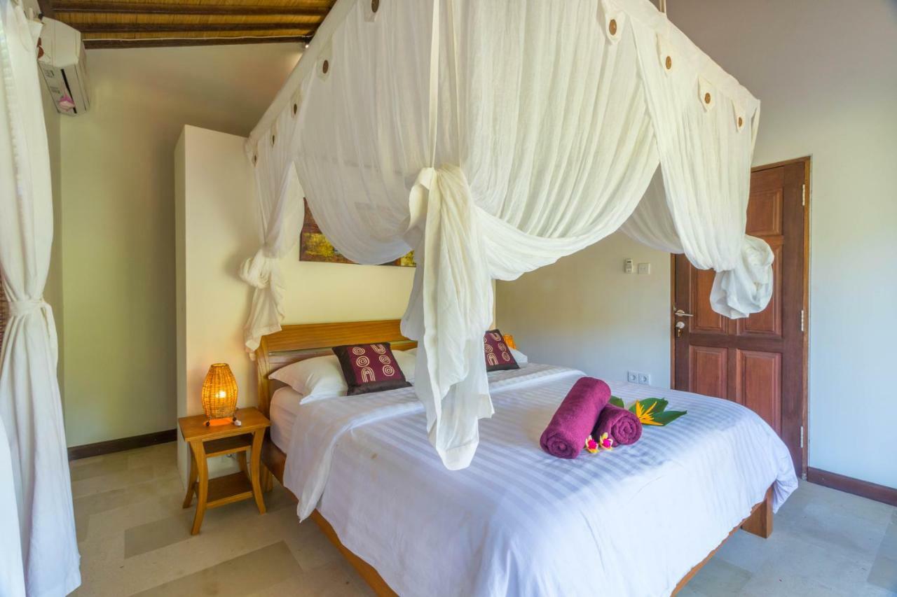 Villa Gayatri Hidden Oasis 아메드 외부 사진