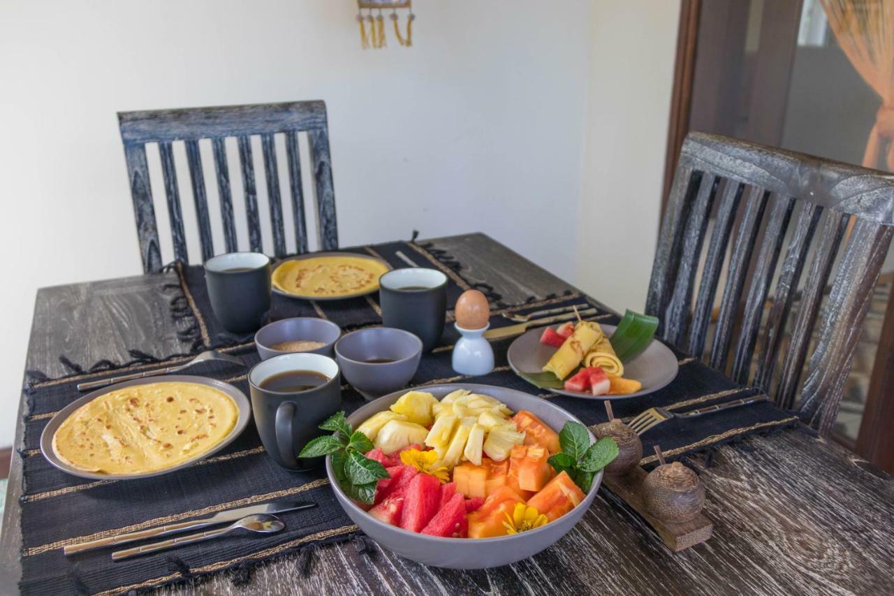 Villa Gayatri Hidden Oasis 아메드 외부 사진